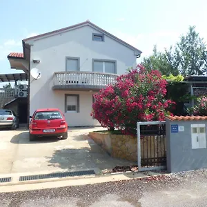Haus Brigitte Apartment